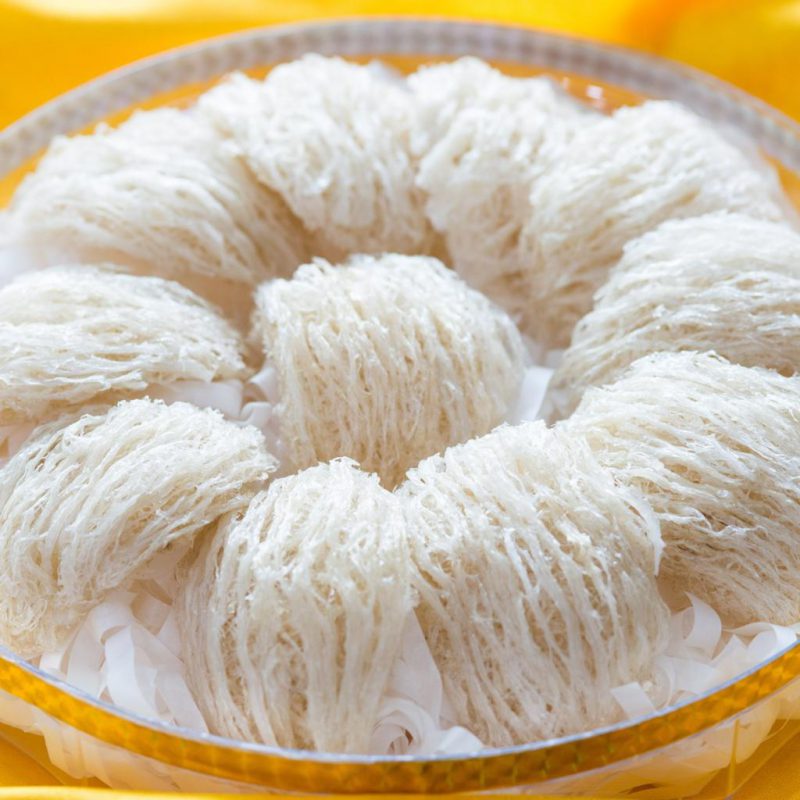 Hình ảnh yến tinh chế sợi dài đắp tổ